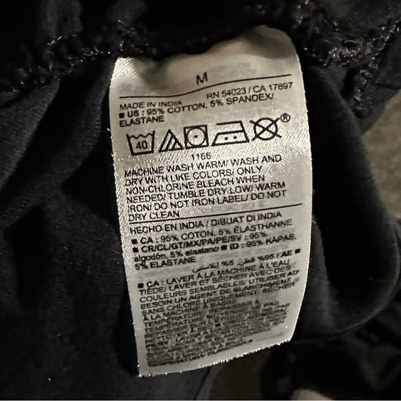 Old Navy First Layer Maternity 4 Way Stretch Black Tank Top size medium - Picture 7 of 7